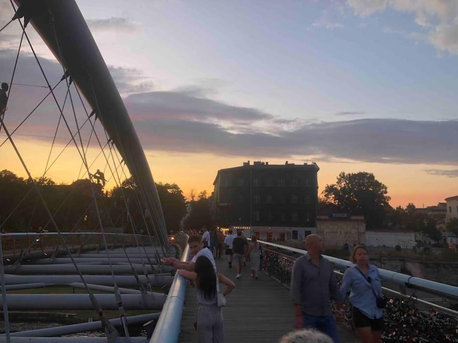 Appartamento Zachod Slonca Nad Wisla Cracovia Esterno foto